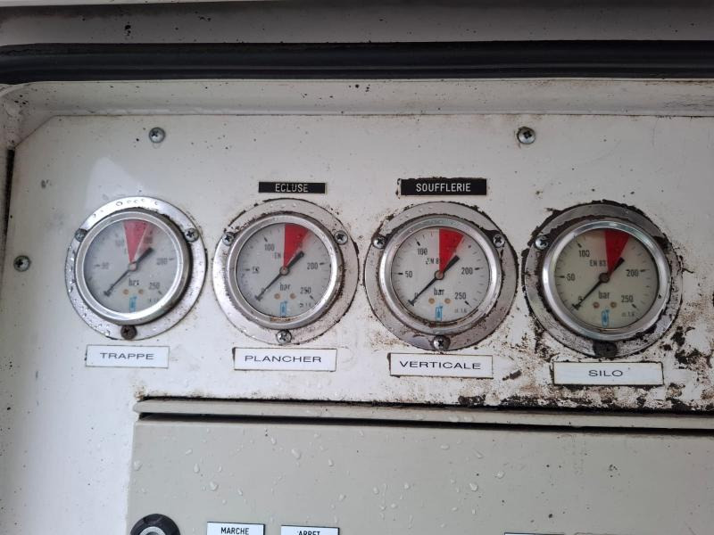 Tanker truck for transportation of food DAF 85 .410: picture 20