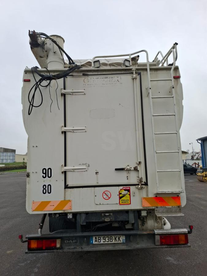 Tanker truck for transportation of food DAF 85 .410: picture 7