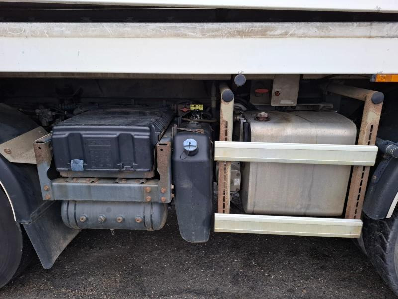 Tanker truck for transportation of food DAF 85 .410: picture 18