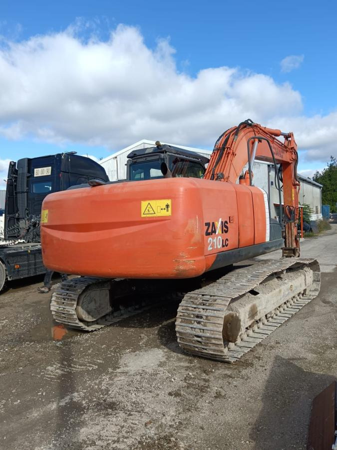 Hitachi ZX210LC-3 - Crawler excavator: picture 5 Hitachi ZX210LC-3 - Crawler excavator: picture 5