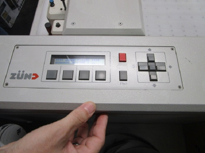 SCHNEIDEPLOTTER ZÜND P-1200 PLUS - Paper cutting machine: picture 4 SCHNEIDEPLOTTER ZÜND P-1200 PLUS - Paper cutting machine: picture 4
