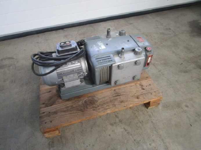 KOMPRESSOR RIETSCHLE CL40 DV - Spare parts for Printing machinery: picture 3 KOMPRESSOR RIETSCHLE CL40 DV - Spare parts for Printing machinery: picture 3