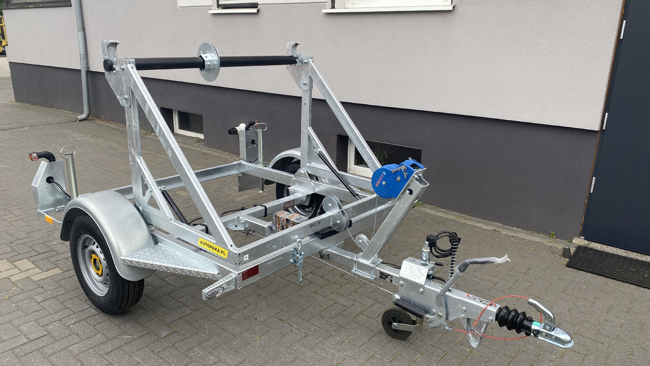 PRZYCZEPA KABLOWA POD BĘBEN KABLOWY ŚWIATŁOWÓD / CABLE TRAILER FOR FIBER OPTIC CABLE DRUM - Cable drum trailer: picture 2 PRZYCZEPA KABLOWA POD BĘBEN KABLOWY ŚWIATŁOWÓD / CABLE TRAILER FOR FIBER OPTIC CABLE DRUM - Cable drum trailer: picture 2