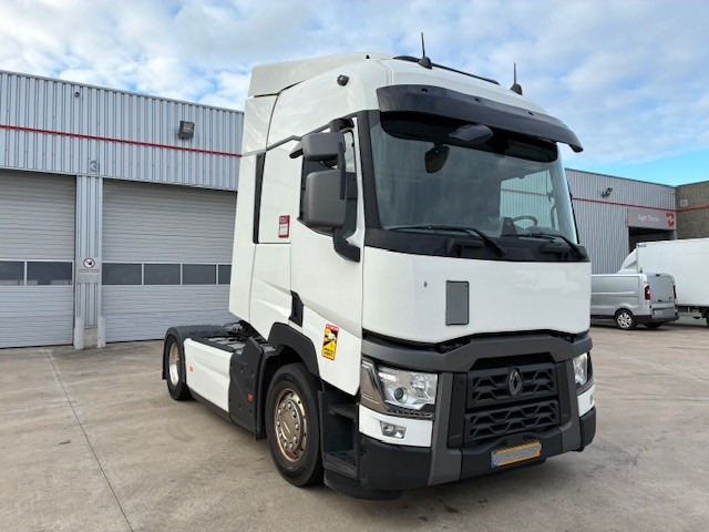 Renault Trucks T - Tractor unit: picture 2 Renault Trucks T - Tractor unit: picture 2