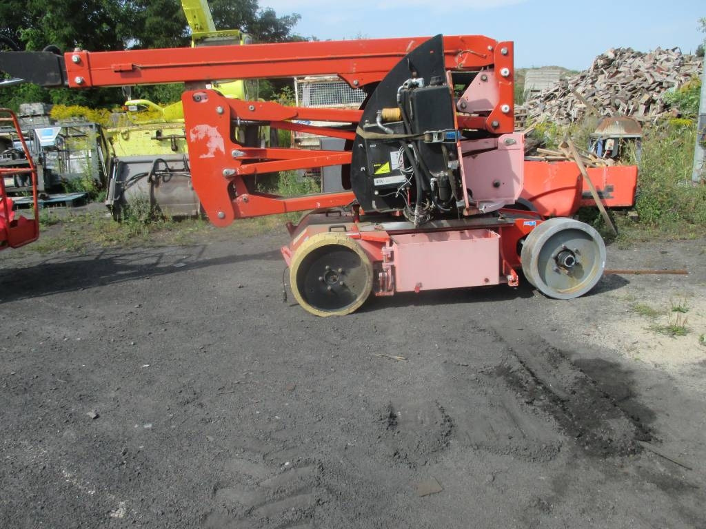 Airo A 15 JE - Articulated boom lift: picture 1 Airo A 15 JE - Articulated boom lift: picture 1