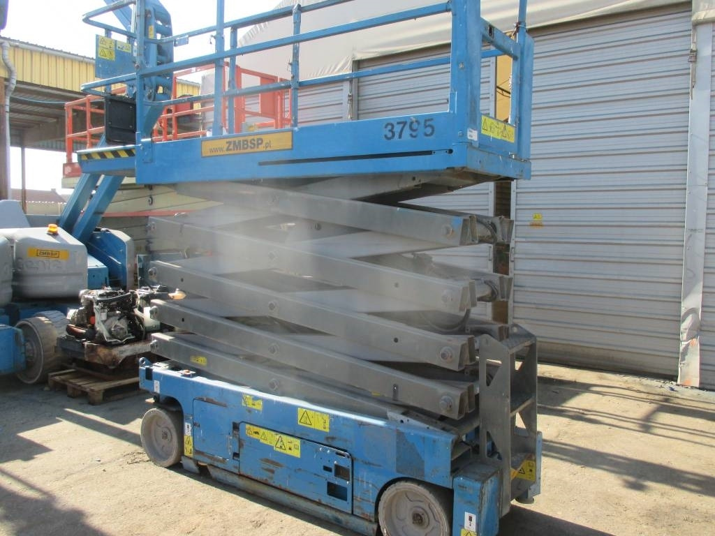 Scissor lift Genie GS 3232: picture 8 Scissor lift Genie GS 3232: picture 8