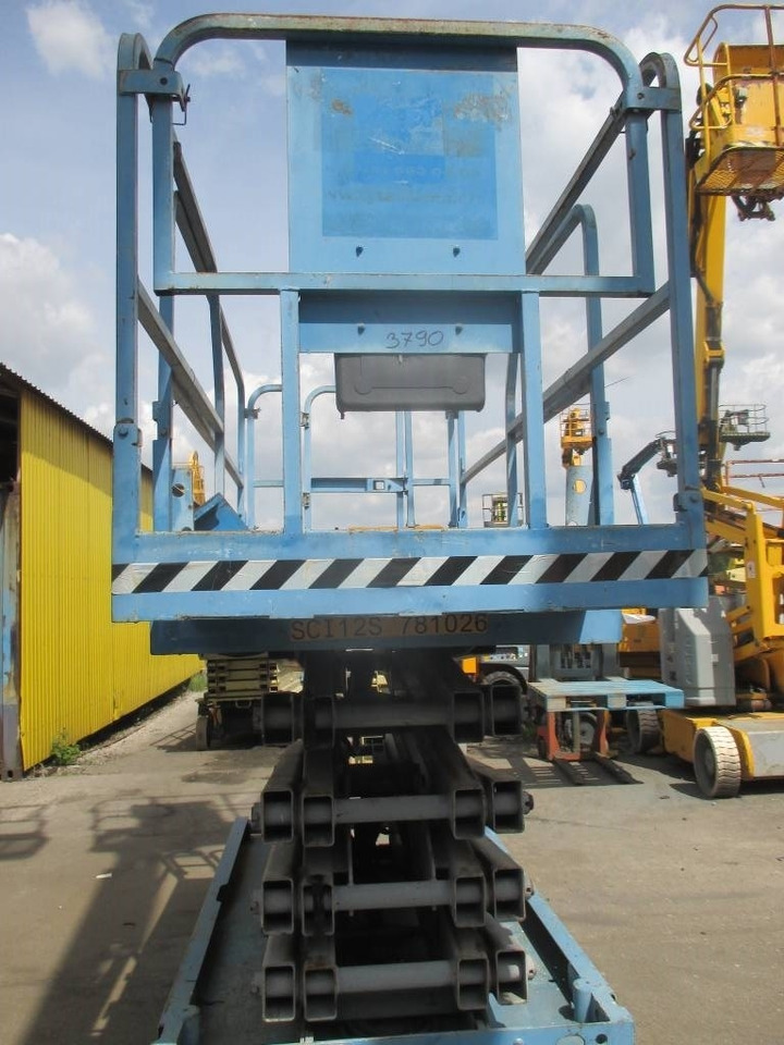 Genie GS 3246 - Scissor lift: picture 3 Genie GS 3246 - Scissor lift: picture 3