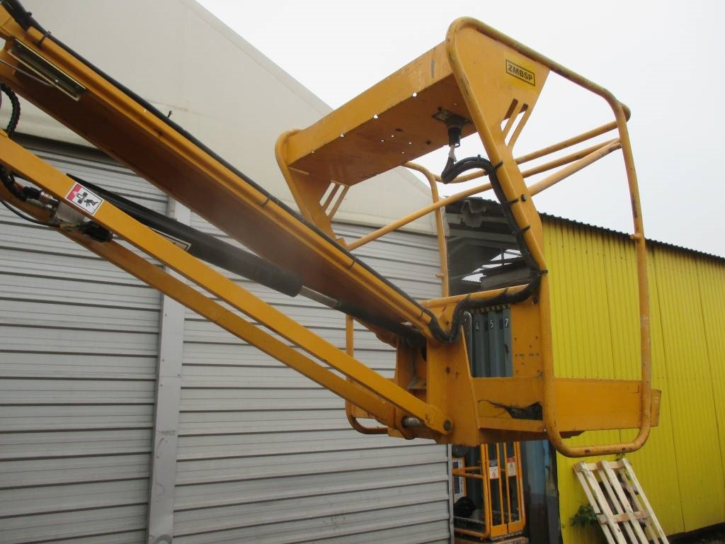 Vertical mast lift Haulotte Star 10: picture 12