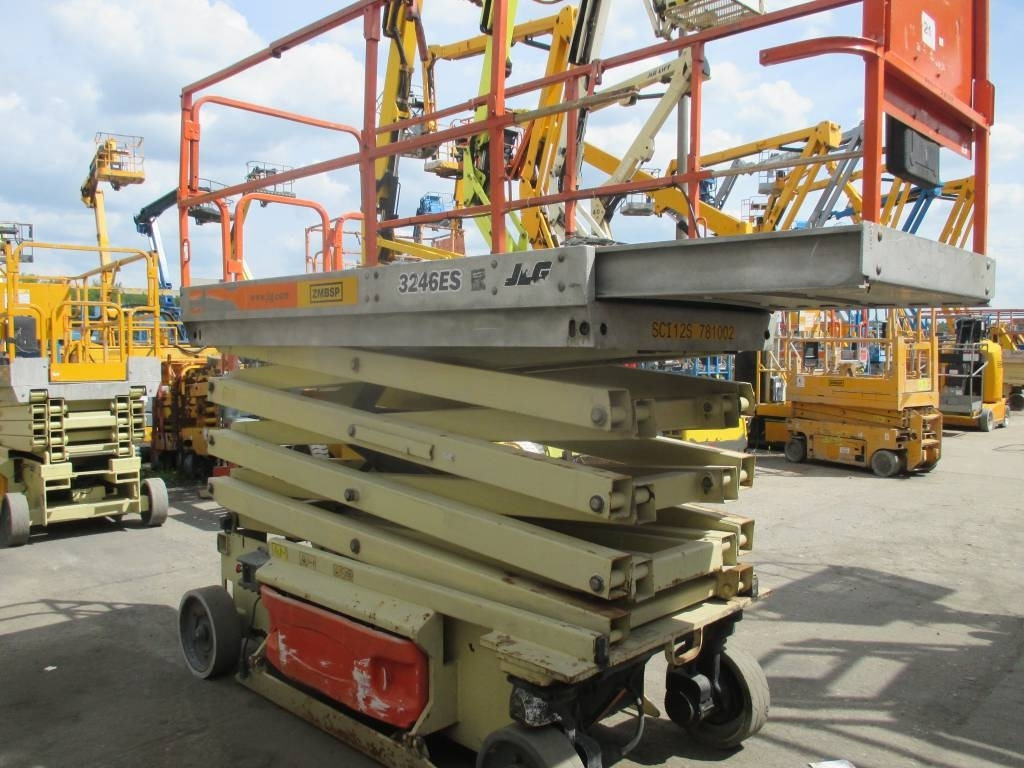 JLG 3246 ES - Scissor lift: picture 4 JLG 3246 ES - Scissor lift: picture 4