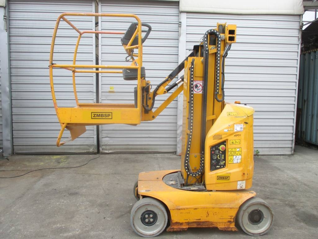 JLG Toucan 8 E - Vertical mast lift: picture 1 JLG Toucan 8 E - Vertical mast lift: picture 1