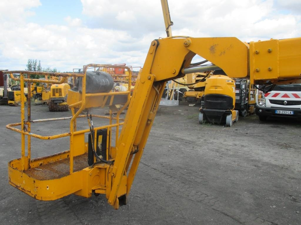 Manitou 170 AETJL - Articulated boom lift: picture 4 Manitou 170 AETJL - Articulated boom lift: picture 4