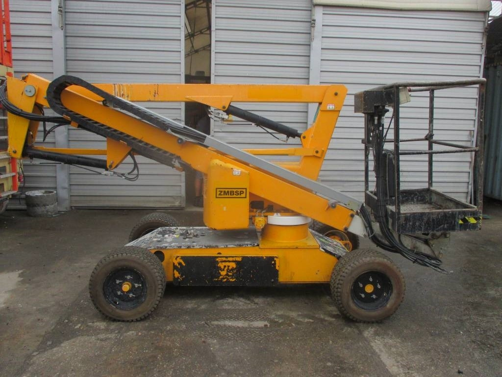 Niftylift HR 12 N E - Articulated boom lift: picture 2 Niftylift HR 12 N E - Articulated boom lift: picture 2