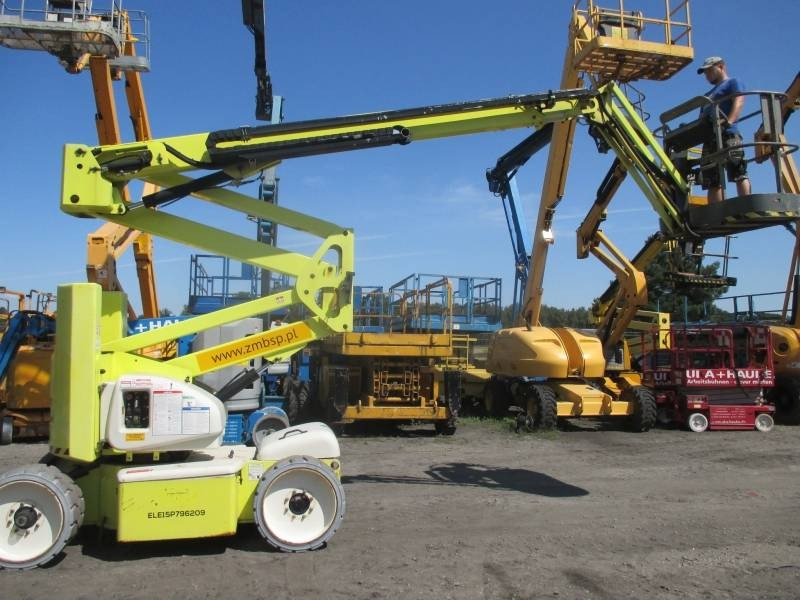 Niftylift HR 15 N D E - Articulated boom lift: picture 1 Niftylift HR 15 N D E - Articulated boom lift: picture 1