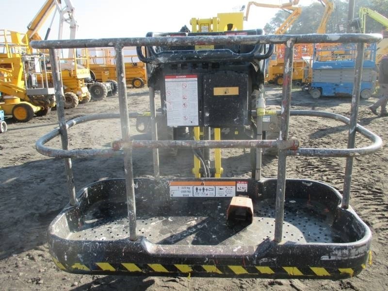 Niftylift HR 17 D 4x4 - Articulated boom lift: picture 5 Niftylift HR 17 D 4x4 - Articulated boom lift: picture 5