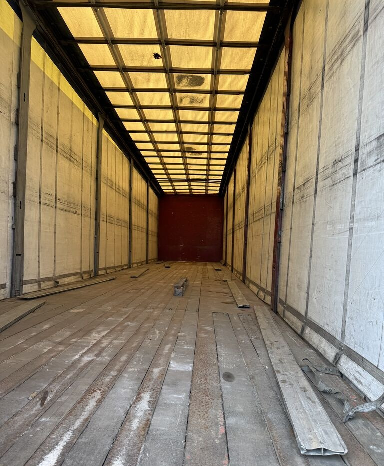 Leciñena - Curtainsider semi-trailer: picture 5 Leciñena - Curtainsider semi-trailer: picture 5
