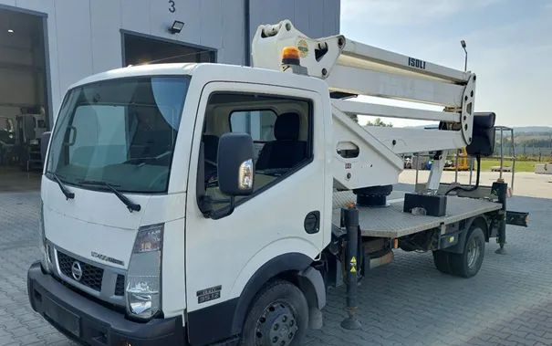 Nissan NT 400 CABSTAR podnośnik koszowy ISOLI PNT 210 JD4 - Truck mounted aerial platform: picture 1 Nissan NT 400 CABSTAR podnośnik koszowy ISOLI PNT 210 JD4 - Truck mounted aerial platform: picture 1