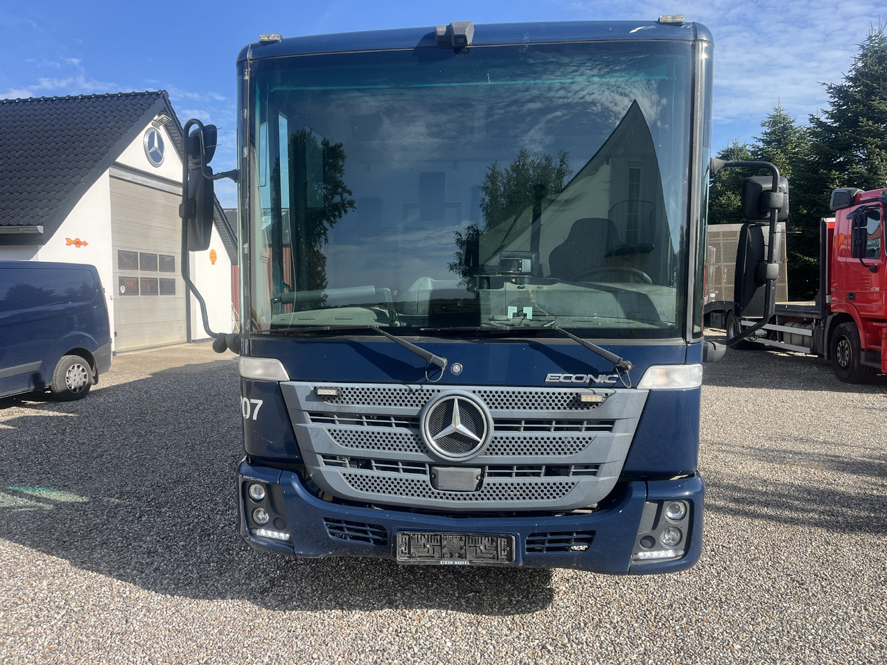 MERCEDES-BENZ 2630 2 camber - Refuse truck: picture 2 MERCEDES-BENZ 2630 2 camber - Refuse truck: picture 2