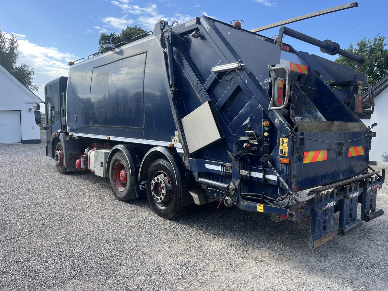 MERCEDES-BENZ Ecionic 2630 2 camber NTM - Refuse truck: picture 5 MERCEDES-BENZ Ecionic 2630 2 camber NTM - Refuse truck: picture 5