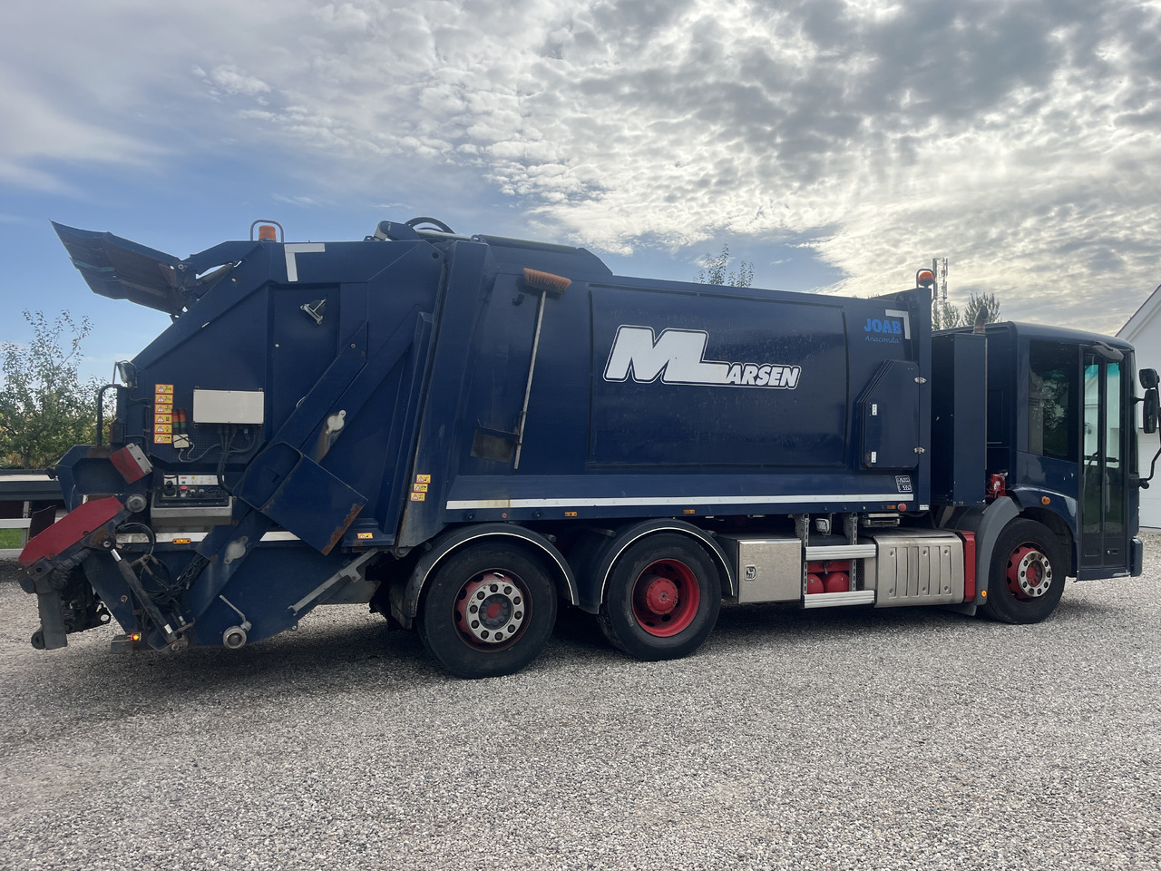 MERCEDES-BENZ Econic 2630 2 camber - Refuse truck: picture 2 MERCEDES-BENZ Econic 2630 2 camber - Refuse truck: picture 2