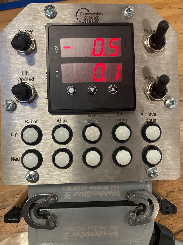 New Grader GST 2550 Gravel road tractor Grader: picture 15 New Grader GST 2550 Gravel road tractor Grader: picture 15