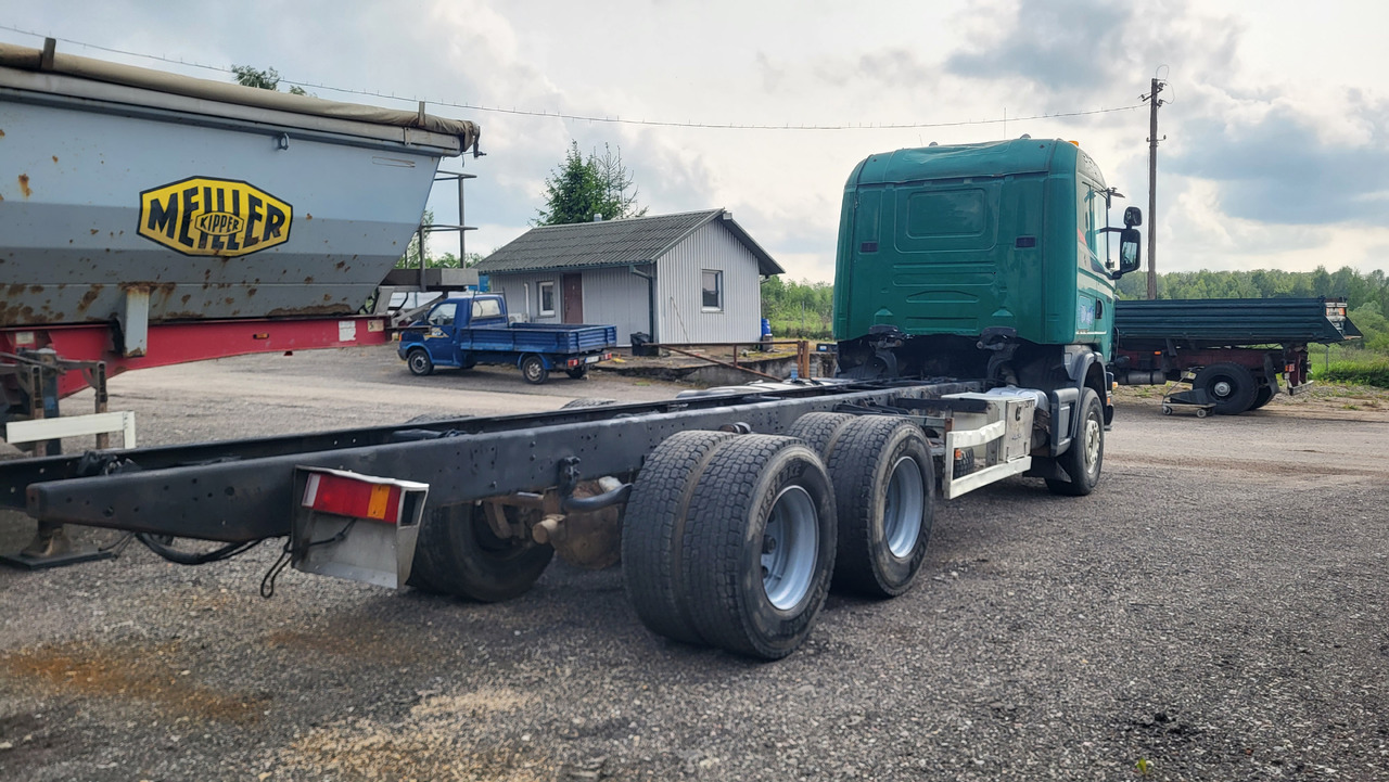 Cab chassis truck SCANIA R124 420 6X4: picture 7