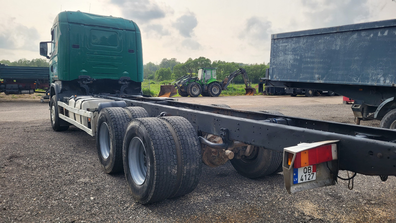 Cab chassis truck SCANIA R124 420 6X4: picture 8