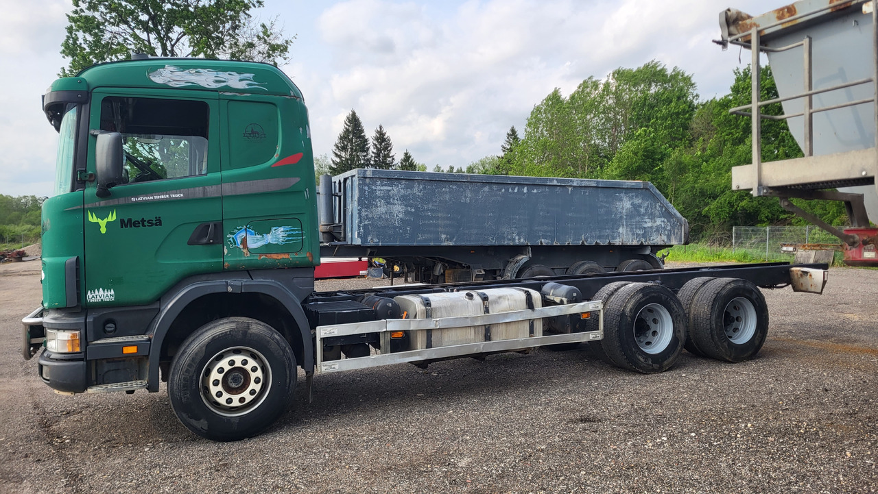 SCANIA R124 420 6X4 - Cab chassis truck: picture 3 SCANIA R124 420 6X4 - Cab chassis truck: picture 3