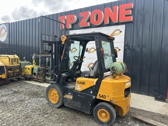Doosan G25E à 10500 € HT - LPG forklift: picture 4 Doosan G25E à 10500 € HT - LPG forklift: picture 4