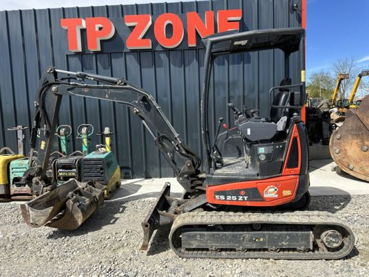 Eurocomach ES25ZT Canopy - Mini excavator: picture 2 Eurocomach ES25ZT Canopy - Mini excavator: picture 2
