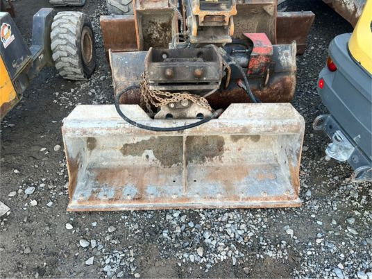 Godet de curage tilt Mecalac - Excavator bucket: picture 3 Godet de curage tilt Mecalac - Excavator bucket: picture 3