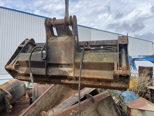 Godet dropp 4-1 Morin M4 - Excavator bucket: picture 5 Godet dropp 4-1 Morin M4 - Excavator bucket: picture 5