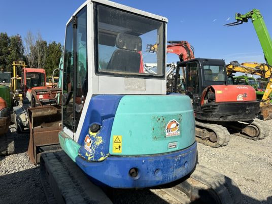IHI 50VX Cabine - Mini excavator: picture 3 IHI 50VX Cabine - Mini excavator: picture 3
