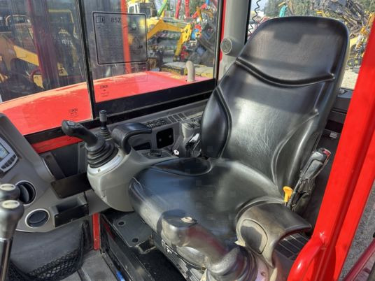 Crawler excavator JCB 85Z-1 à 37500 Euros HT: picture 7