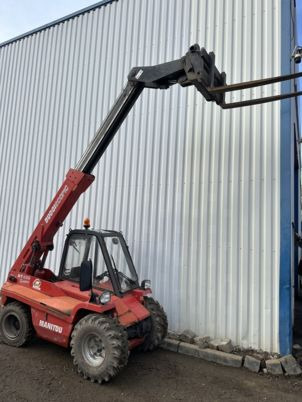 Manitou BT420 Evo - 4x4 - Telescopic handler: picture 3 Manitou BT420 Evo - 4x4 - Telescopic handler: picture 3