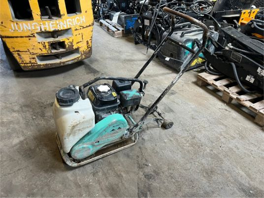 Mikasa MVC-F60H-VAS - Plate compactor: picture 2 Mikasa MVC-F60H-VAS - Plate compactor: picture 2