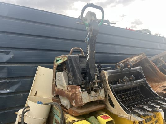 Mikasa Mvh 308 dsz - Plate compactor: picture 2 Mikasa Mvh 308 dsz - Plate compactor: picture 2