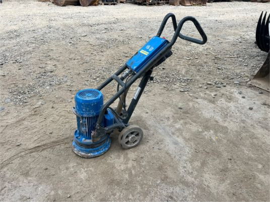 Ponceuse de sol TYROLIT FGE 270 HD - Construction equipment: picture 2 Ponceuse de sol TYROLIT FGE 270 HD - Construction equipment: picture 2