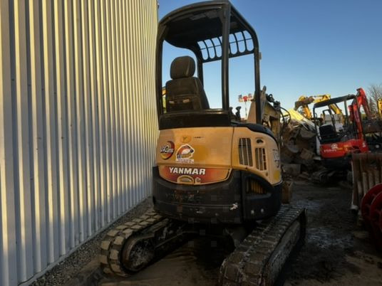 Mini excavator Yanmar VIO25-4 Canopy: picture 7