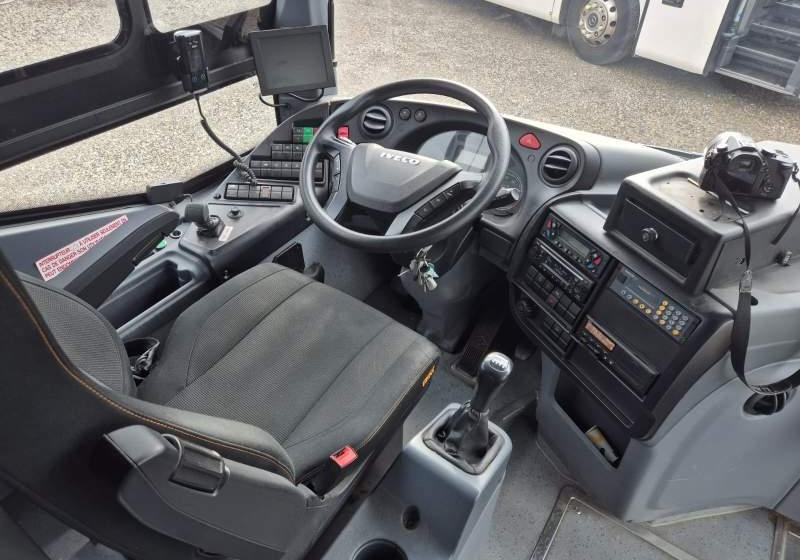 Iveco *3 SZTUKI* Iveco Crossway EURO6 PRZEBIEG 250 TYS - Suburban bus: picture 5 Iveco *3 SZTUKI* Iveco Crossway EURO6 PRZEBIEG 250 TYS - Suburban bus: picture 5