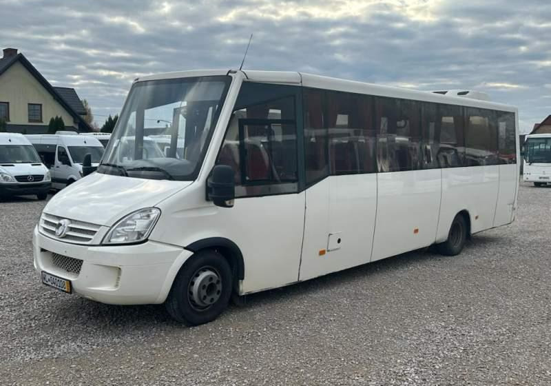 Iveco Daily Kutsenits 2011 Rossero, Prodig - Minibus, People carrier: picture 2 Iveco Daily Kutsenits 2011 Rossero, Prodig - Minibus, People carrier: picture 2
