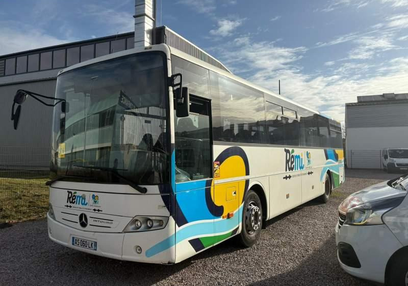 Mercedes-Benz Intouro 12 m crossway recreo, - Suburban bus: picture 1 Mercedes-Benz Intouro 12 m crossway recreo, - Suburban bus: picture 1