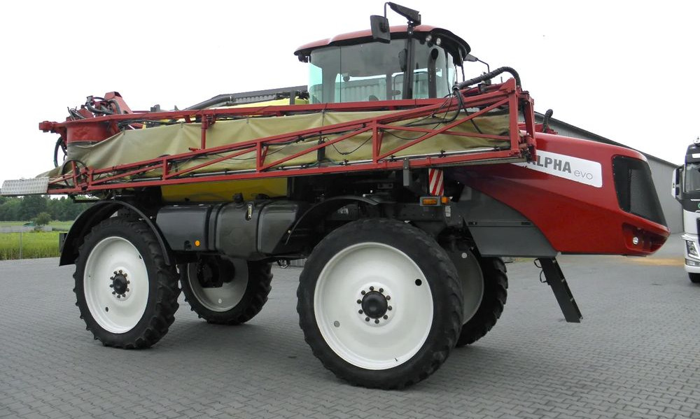 Hardi ALPHA 4100 EVO 2013 Rok, 30 metrow,40 km/h,GPS, Nie Malowany, Stan Bardzo Dobry - Sprayer: picture 4 Hardi ALPHA 4100 EVO 2013 Rok, 30 metrow,40 km/h,GPS, Nie Malowany, Stan Bardzo Dobry - Sprayer: picture 4