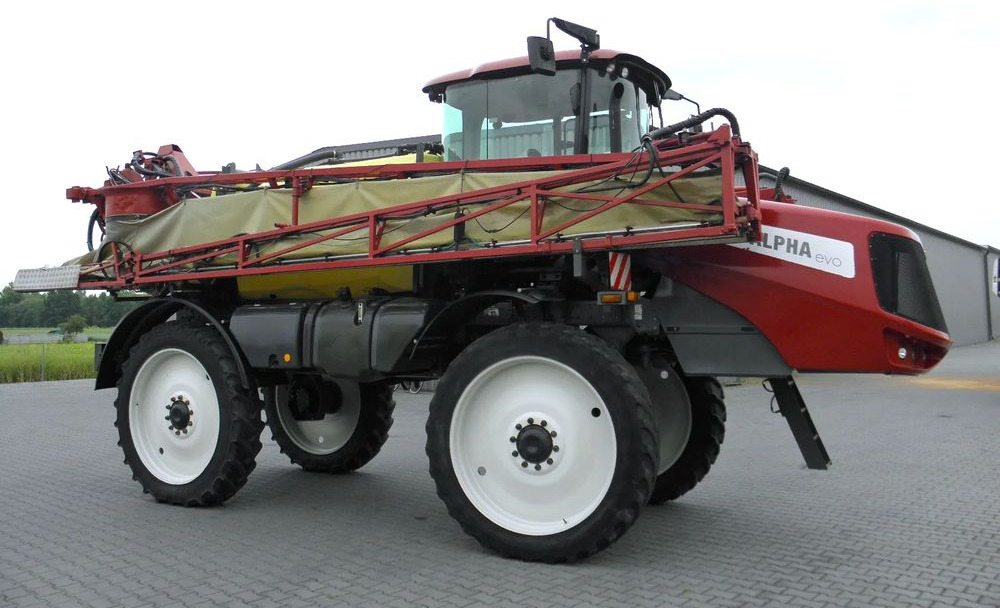 Hardi ALPHA 4100 EVO 2013 Rok, 30 metrow,40 km/h,GPS, Nie Malowany, Stan Bardzo Dobry - Sprayer: picture 2 Hardi ALPHA 4100 EVO 2013 Rok, 30 metrow,40 km/h,GPS, Nie Malowany, Stan Bardzo Dobry - Sprayer: picture 2
