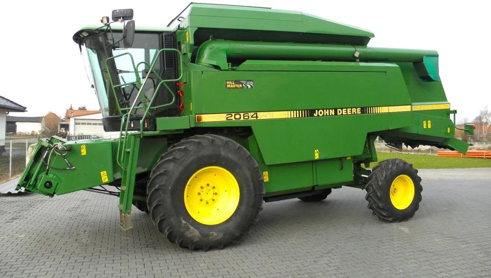 John Deere 2064 HM 1996 Rok, Nie Malowany, UMOWA KUPNA -SPRZEDAZY - Combine harvester: picture 1 John Deere 2064 HM 1996 Rok, Nie Malowany, UMOWA KUPNA -SPRZEDAZY - Combine harvester: picture 1