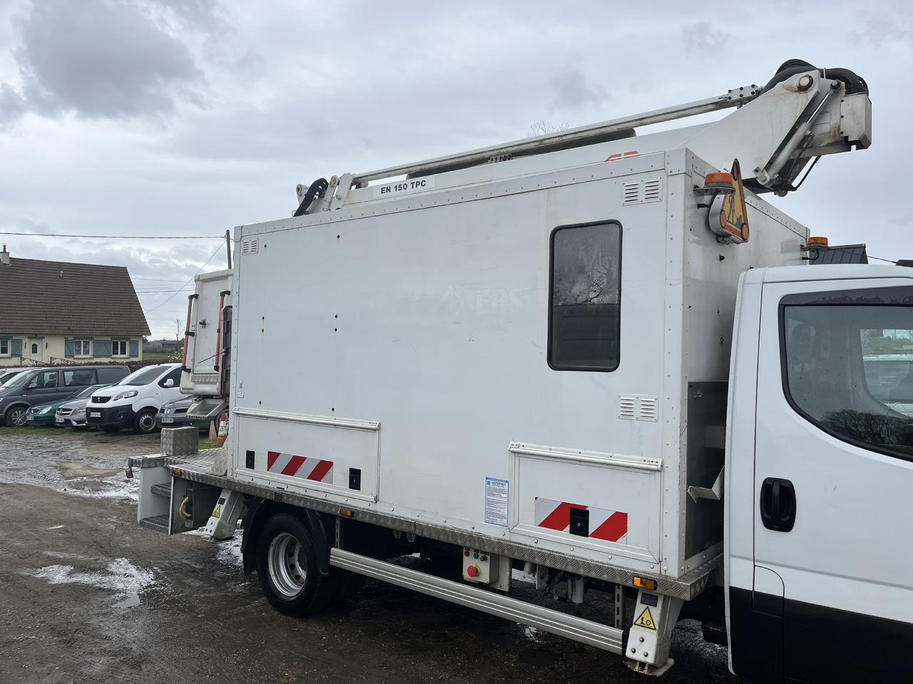 Iveco Daily 70-170 - Truck mounted aerial platform: picture 4 Iveco Daily 70-170 - Truck mounted aerial platform: picture 4