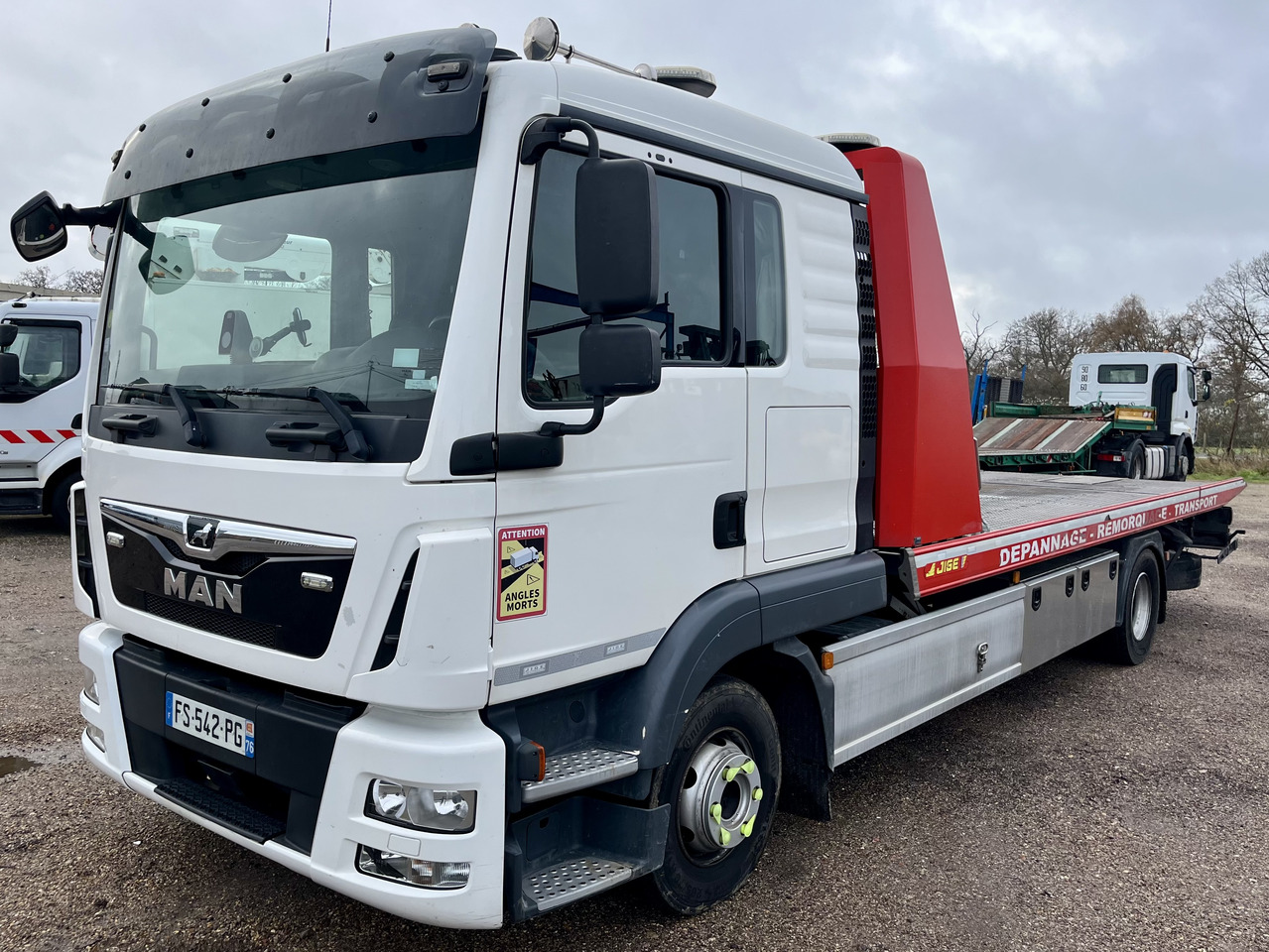 Man Tgl 12.250 plateau dépannage dépanneuse Jige 6 places - Car transporter truck: picture 1 Man Tgl 12.250 plateau dépannage dépanneuse Jige 6 places - Car transporter truck: picture 1