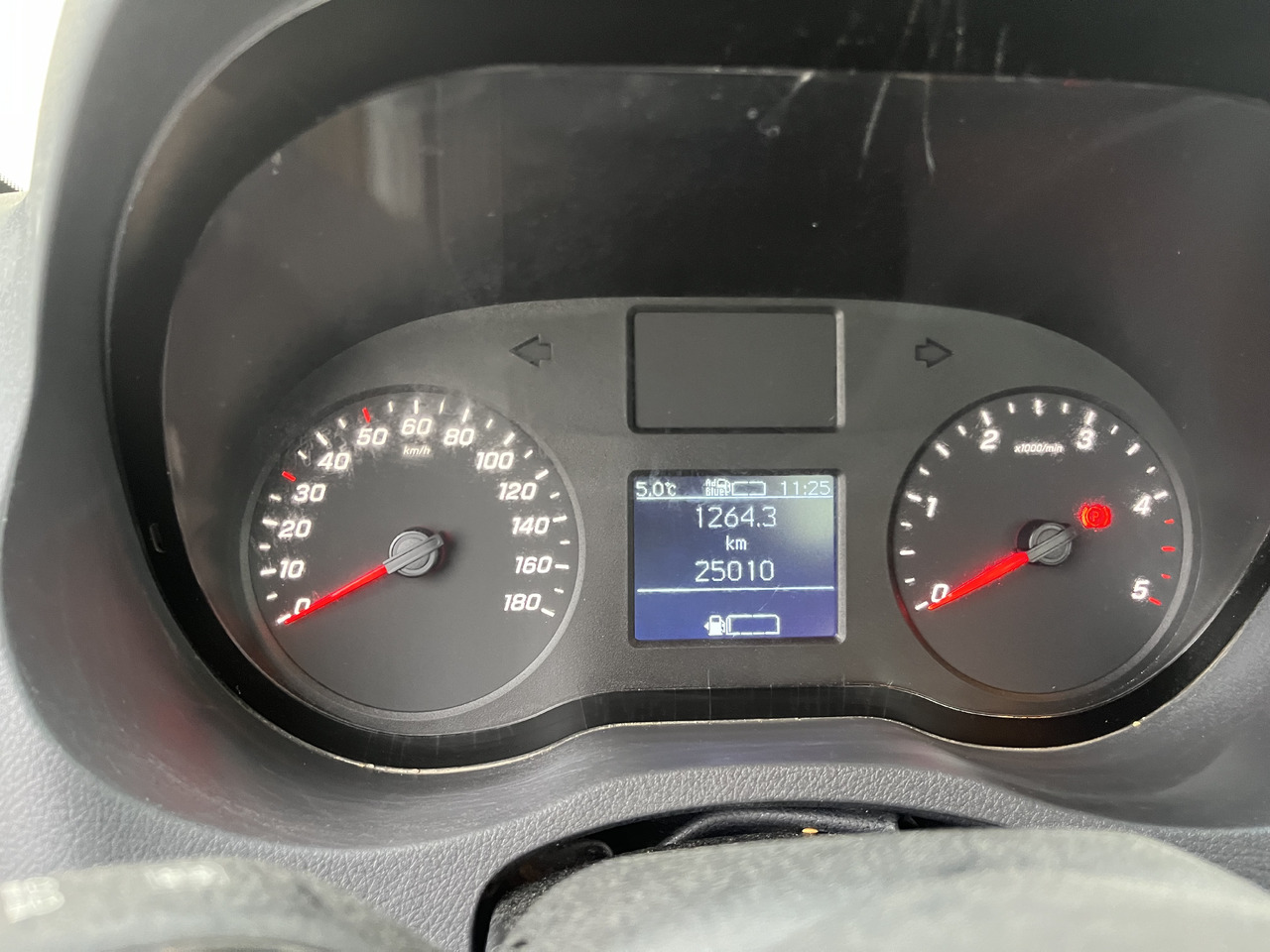 Leasing of Mercedes Sprinter 514cdi benne Mercedes Sprinter 514cdi benne: picture 8 Leasing of Mercedes Sprinter 514cdi benne Mercedes Sprinter 514cdi benne: picture 8