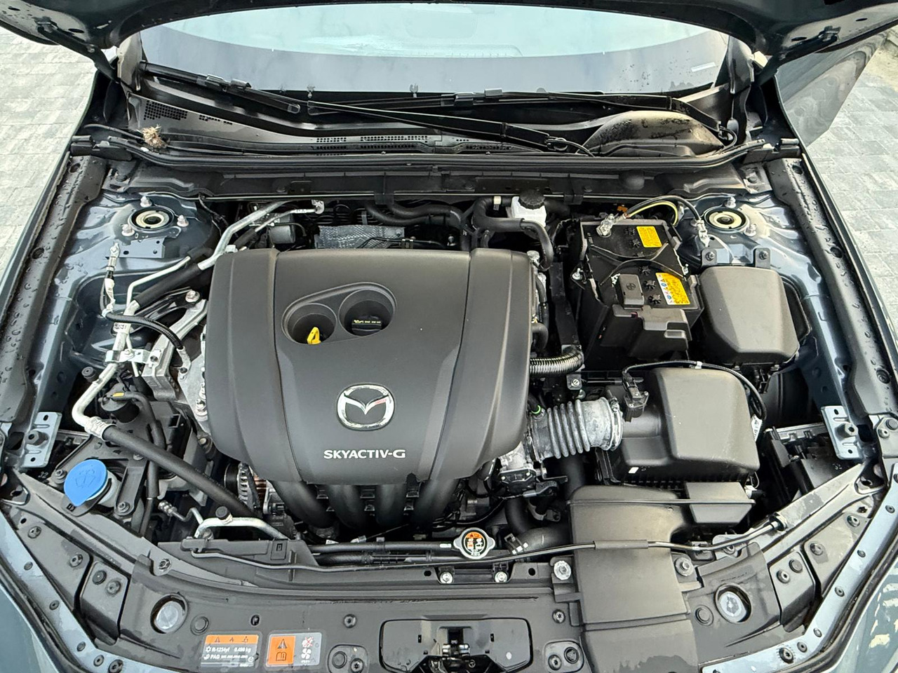 Car MAZDA 3: picture 24