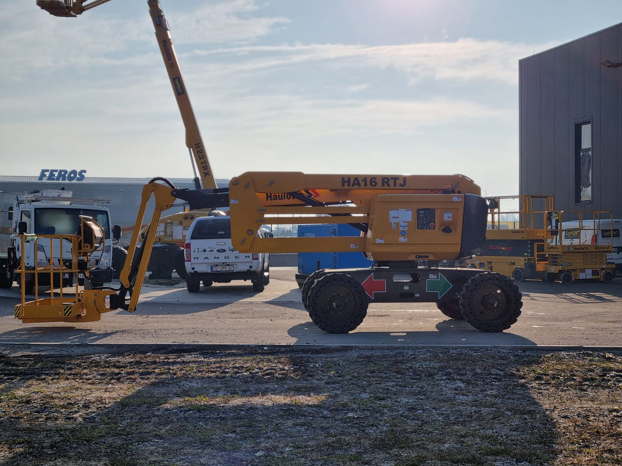 HAULOTTE HA 16 RTJ - Articulated boom lift: picture 4 HAULOTTE HA 16 RTJ - Articulated boom lift: picture 4
