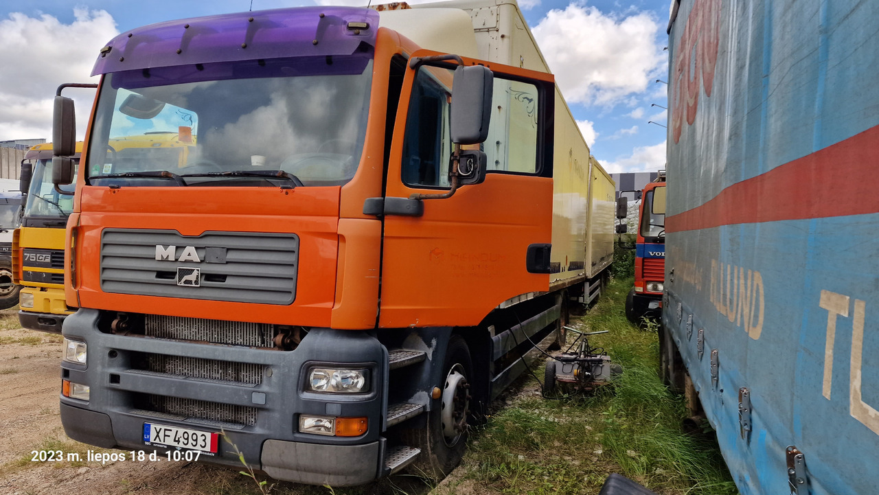 MAN TGA 18.310 - Box truck: picture 4 MAN TGA 18.310 - Box truck: picture 4